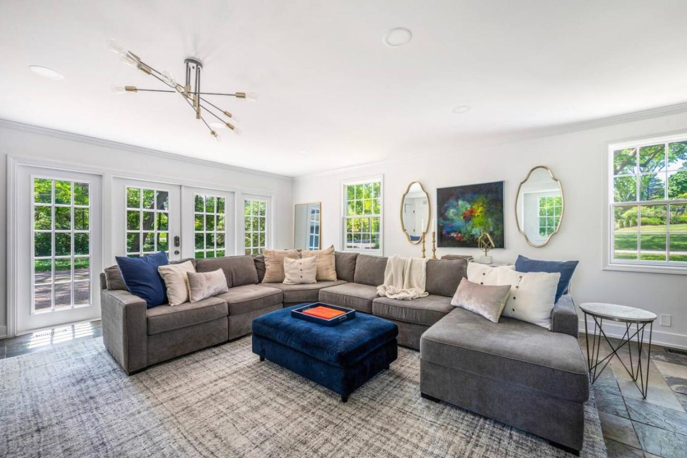 Spacious, Luxury Renovated Home With 4 Kings, Firepit Glen Ellyn Kültér fotó
